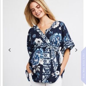 Jessica Simpson Maternity Kimono Top